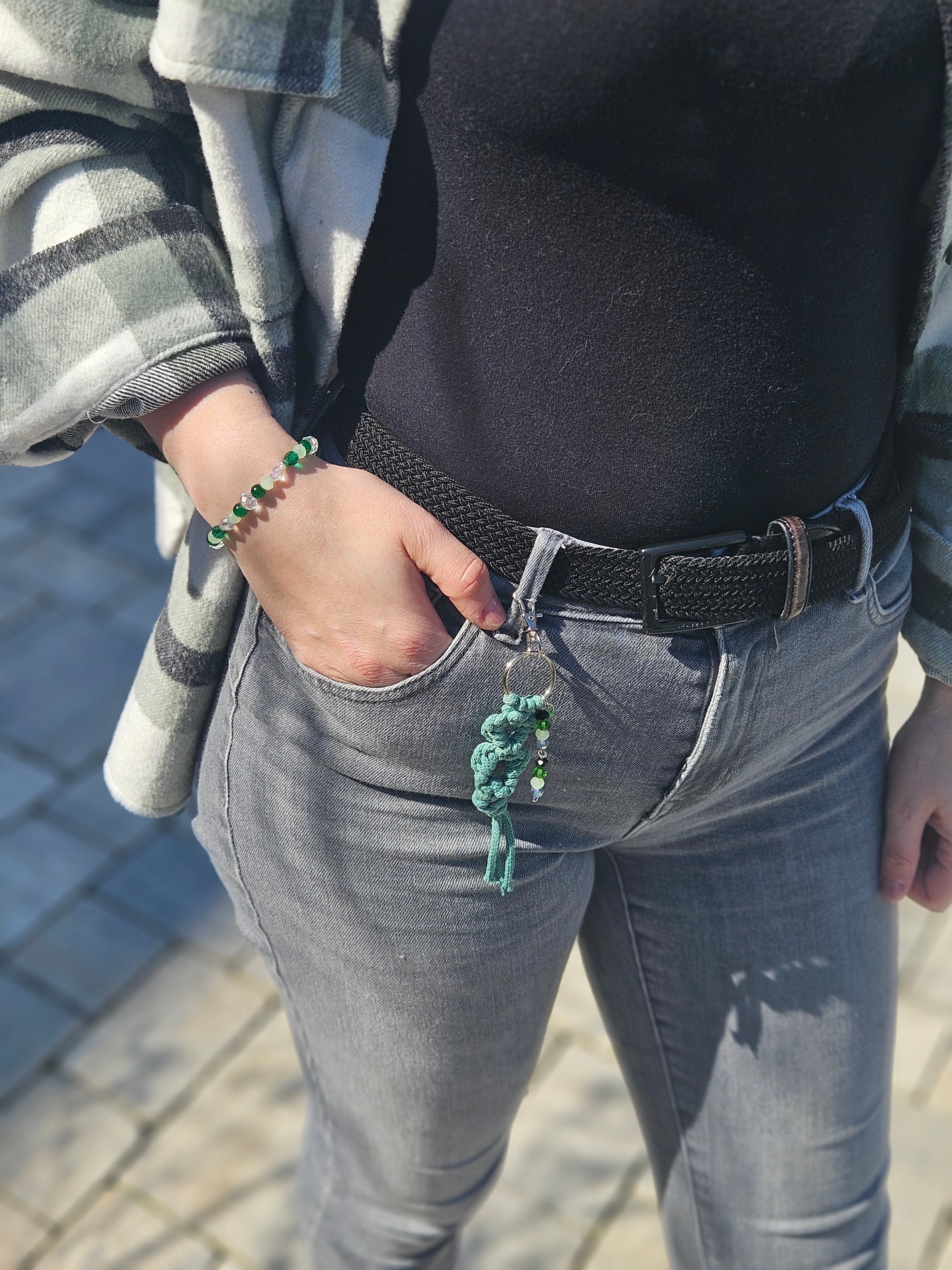 Keychain leaf