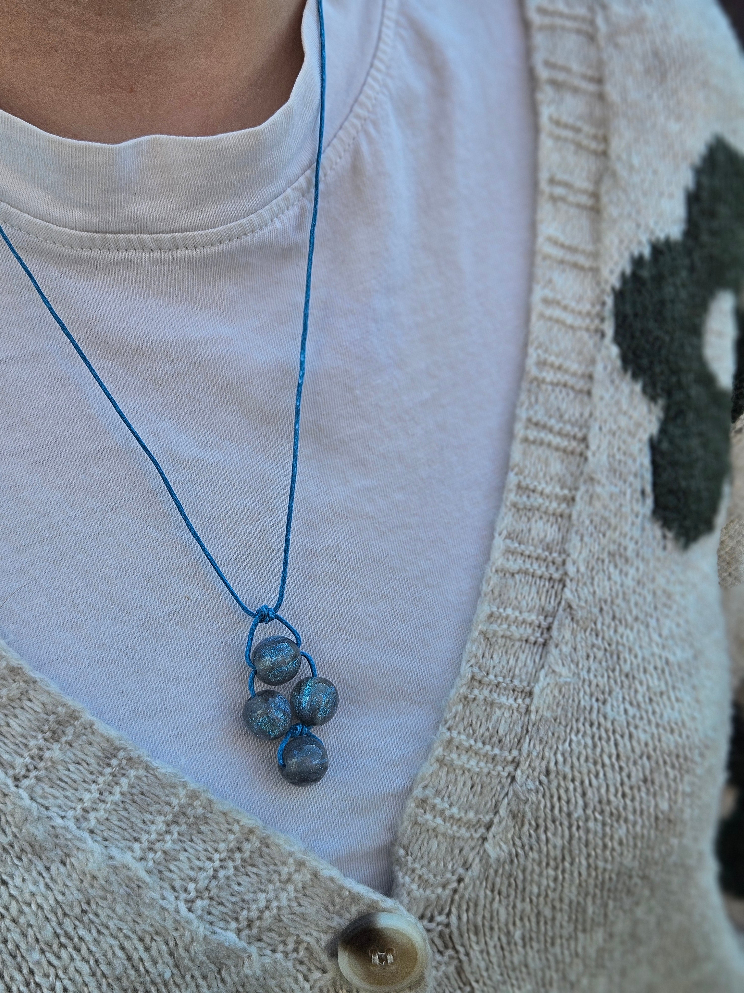 Glitter Pearl Necklace