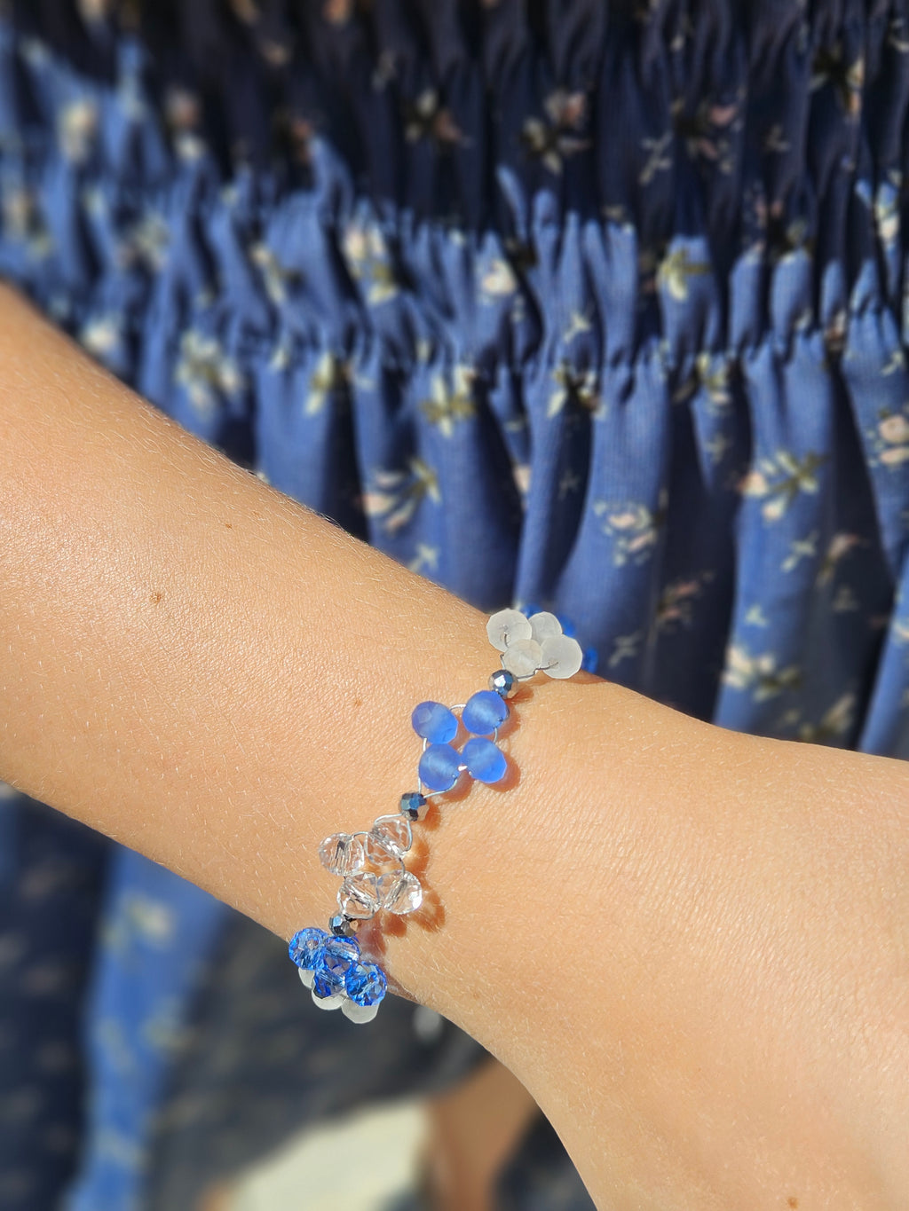 Blue White elegant Bracelet