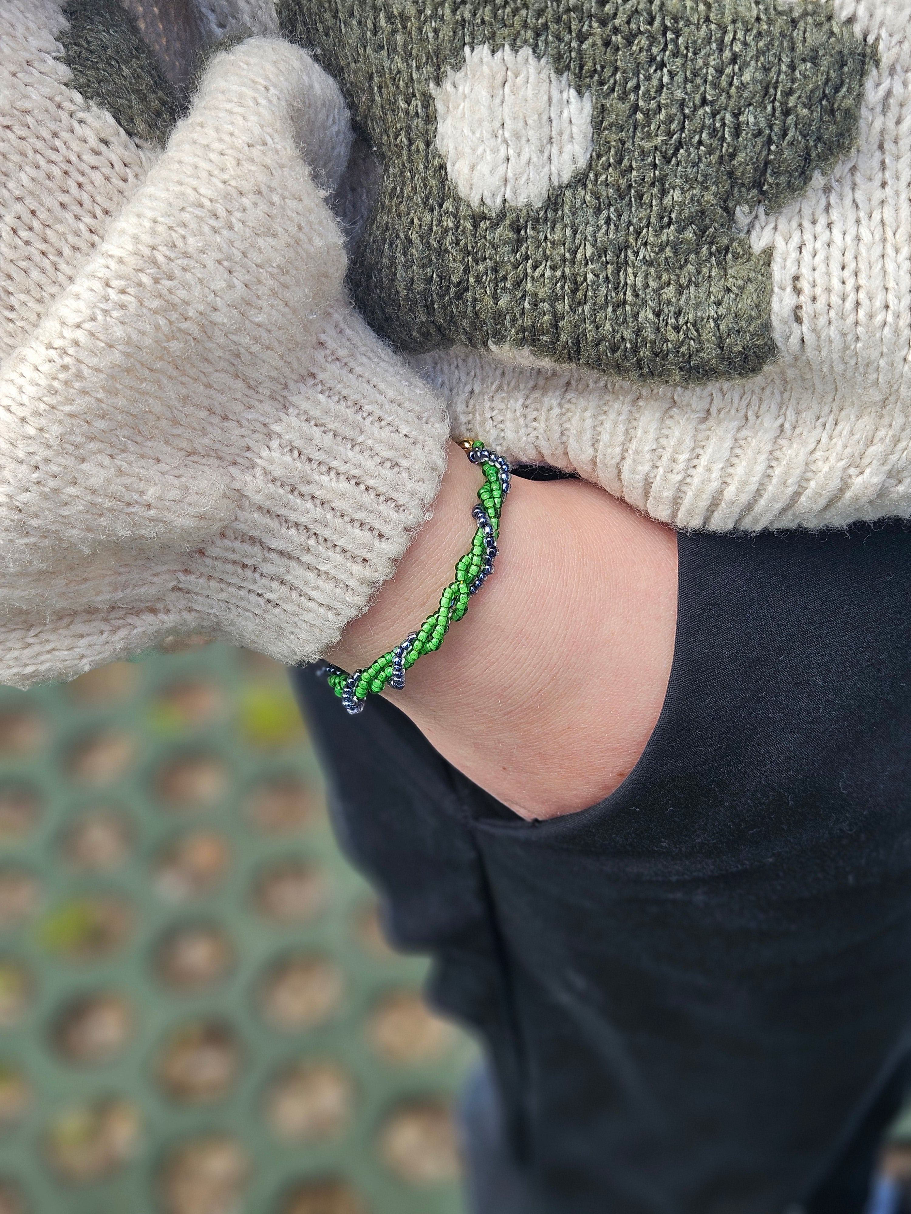 Swirly Bracelet green