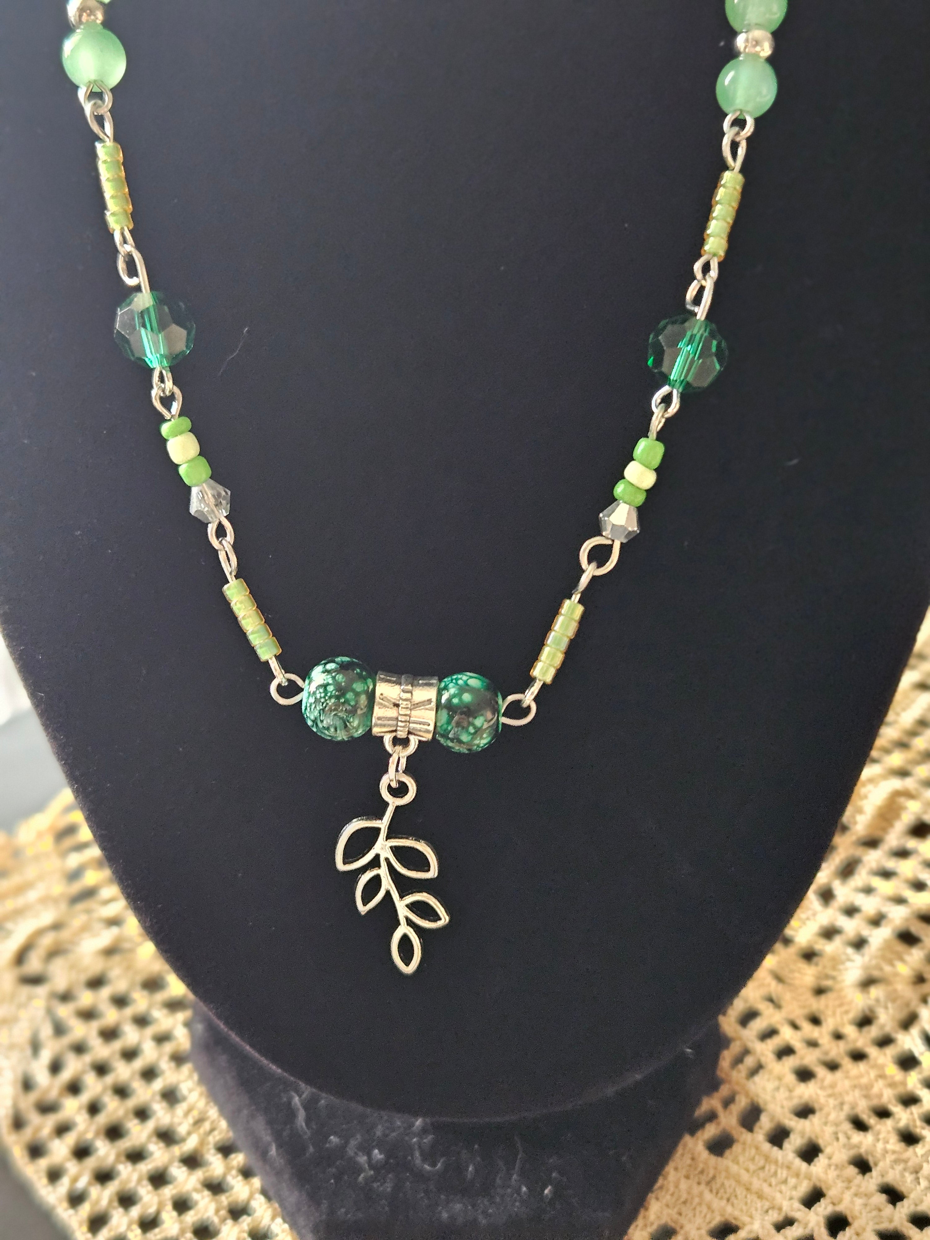 Green leaf Necklace