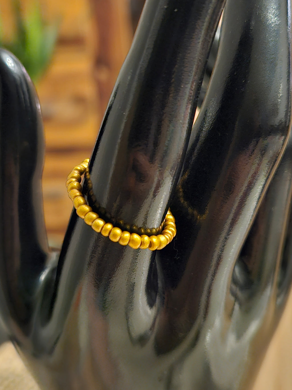Simple golden ring