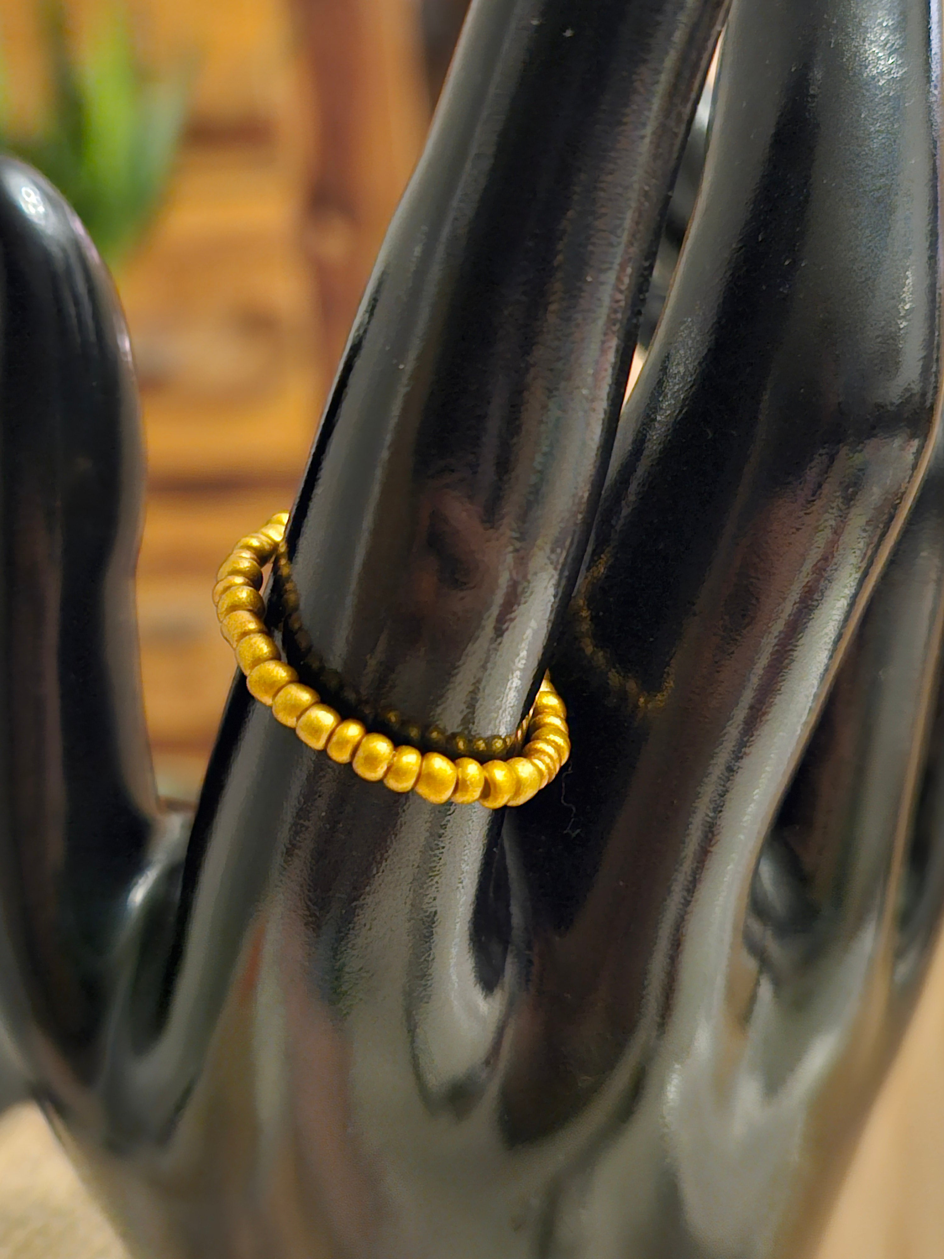 Simple golden ring