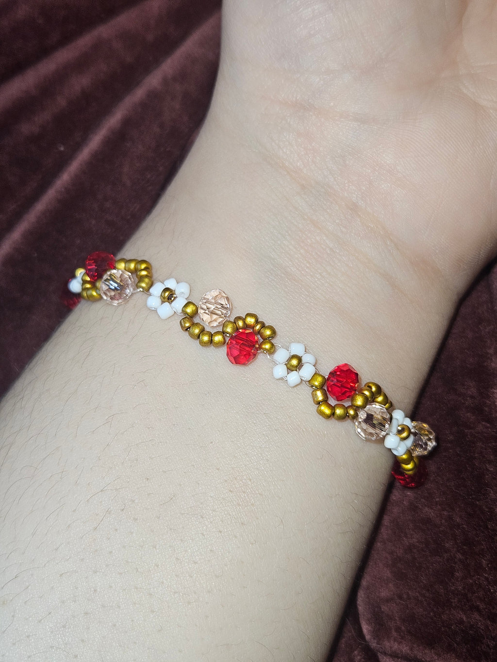 Red White Daisy