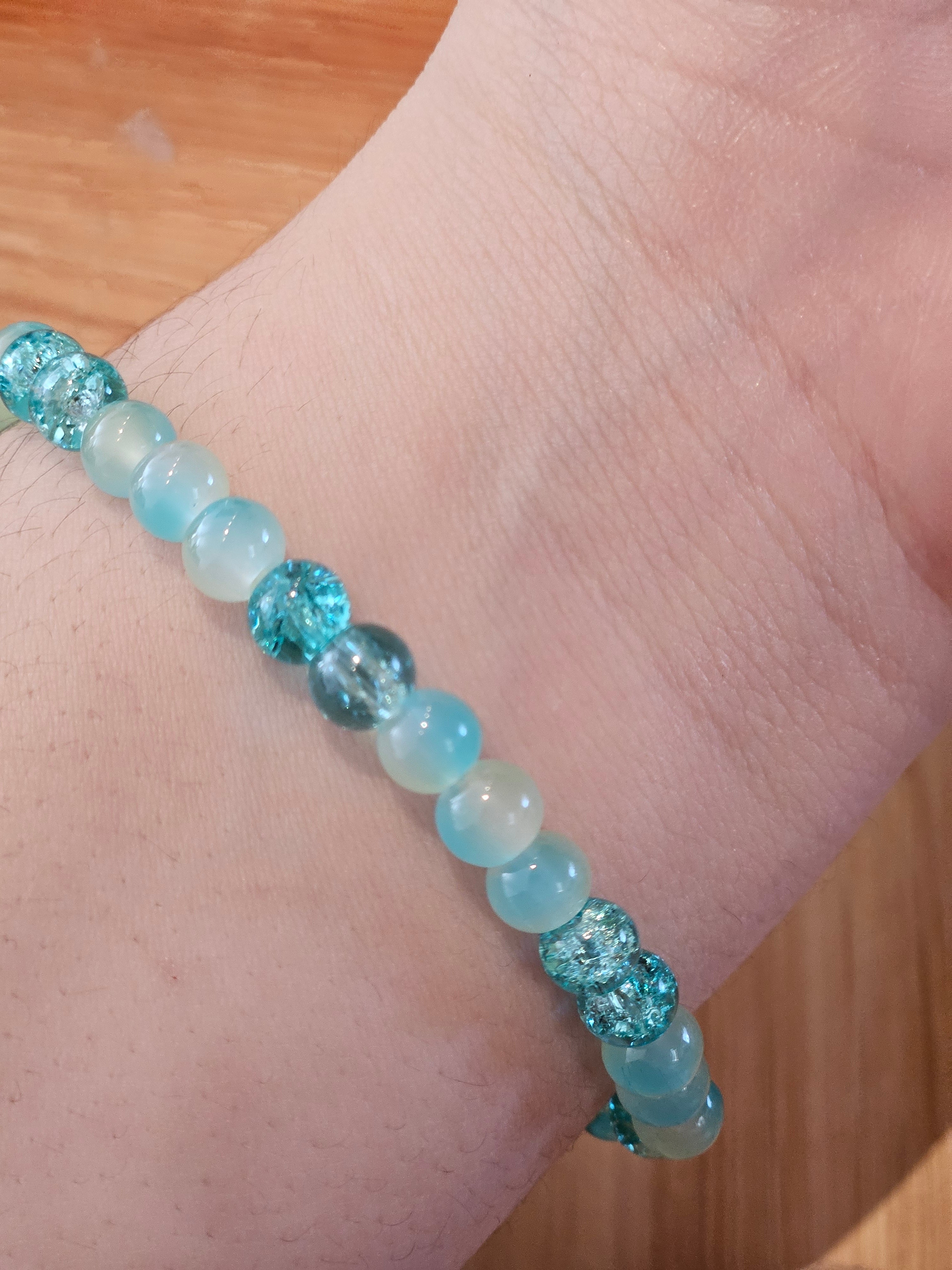 Simple Bracelet shiny blue