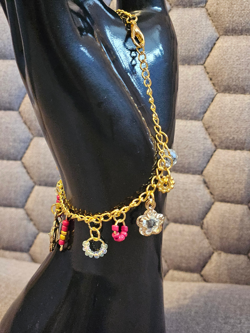 Mini Charms Bracelet red