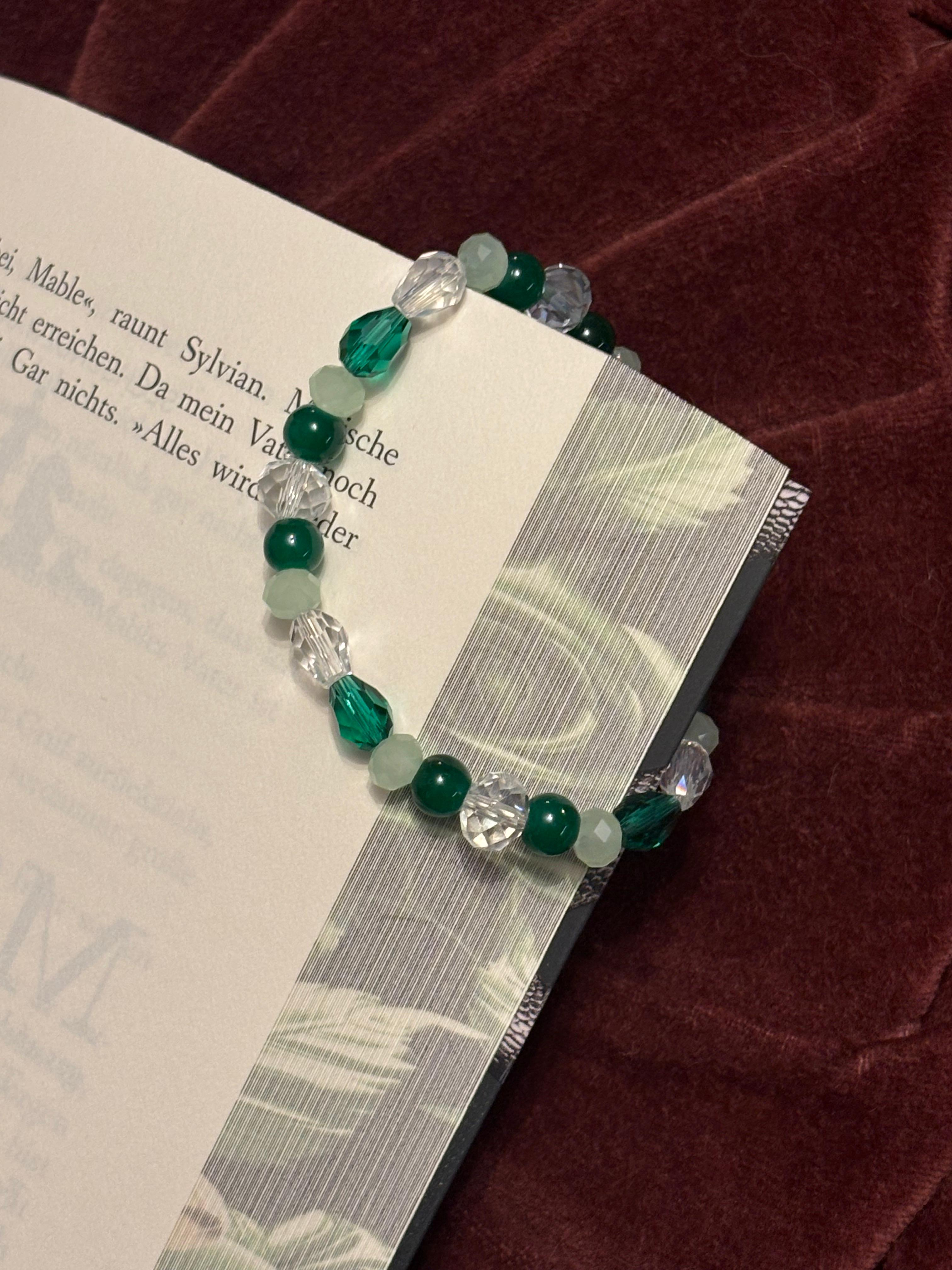 Elegant Green Diamond